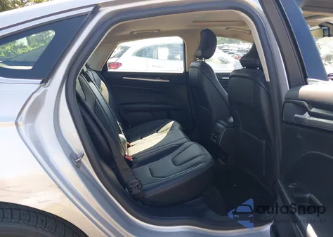 2019 Ford Fusion Energi Titanium from USA, damaged, VIN 3FA6P0SU3KR111057